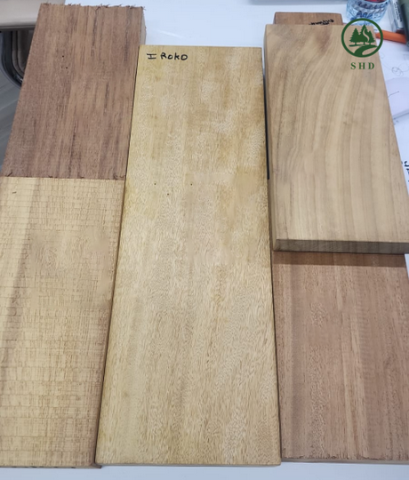 African Teak (3) African Teak (3)