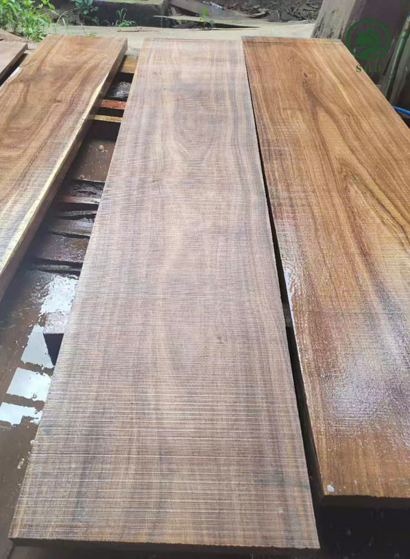 African Teak (12) African Teak (12)