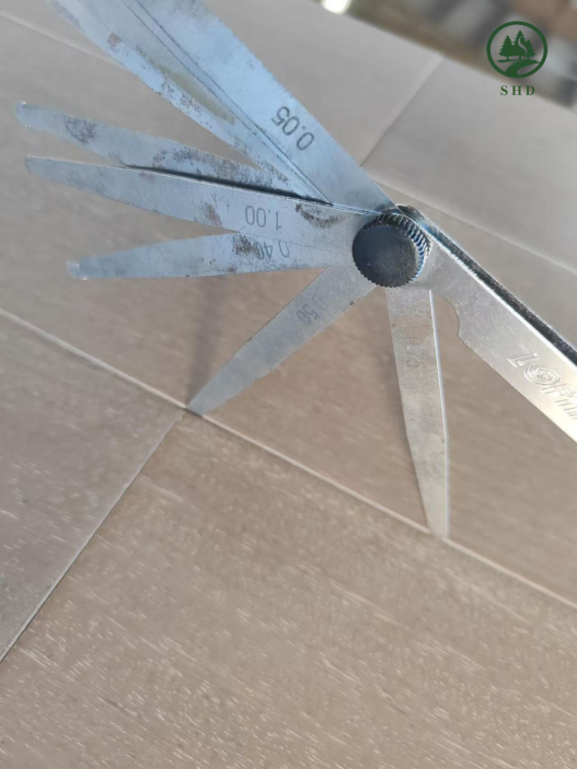 African Teak (16) African Teak (16)