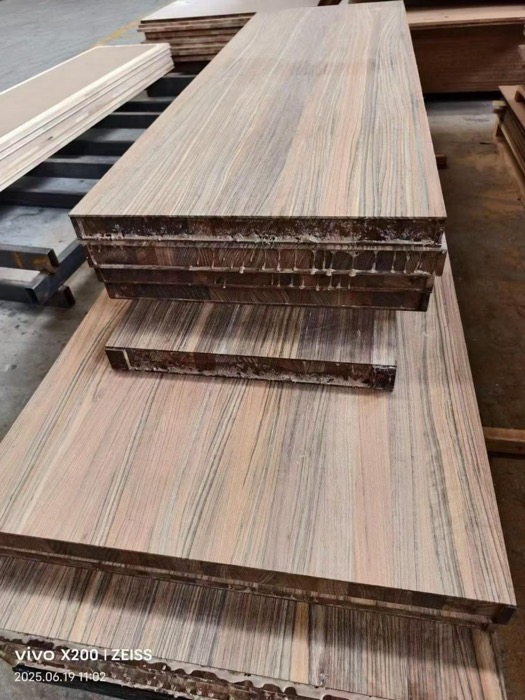 Fine Woodworking & Custom Crafts Fine Woodworking & Custom Crafts