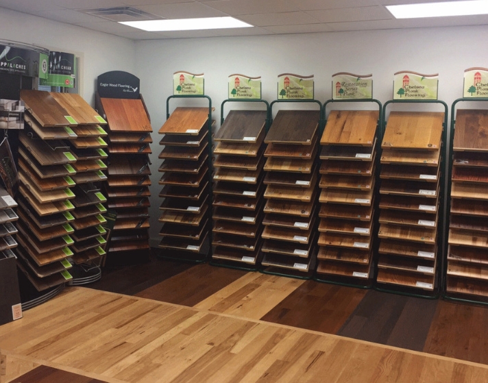 What Types of Hardwood Lumber Are Available Wholesale?