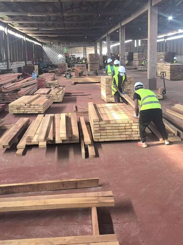 Material Selection Criteria in a Timber Company