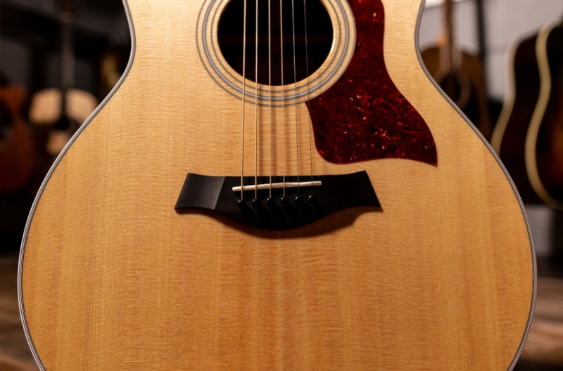 Why Is Ovangkol Wood Popular for Acoustic Guitar Construction?