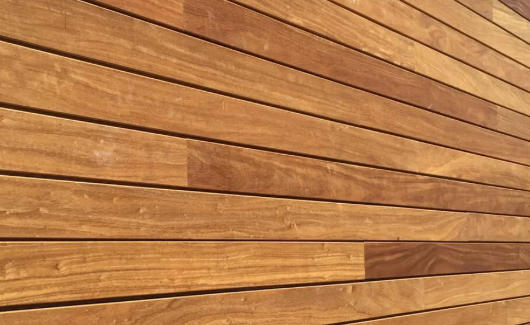 Iroko Wood Color And Grain